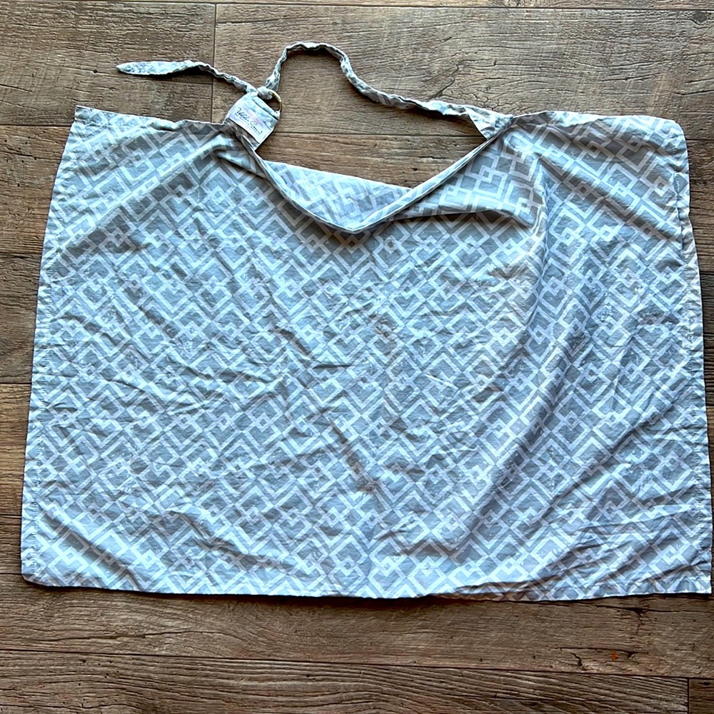 Udder Covers nursing cover. Never used.